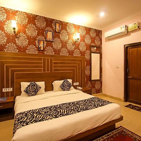 V Resorts Dukes Den Resort Ramnagar  Exterior photo